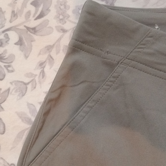 Columbia Women's Climber Canyon Shorts NWT - Picture 5 of 15